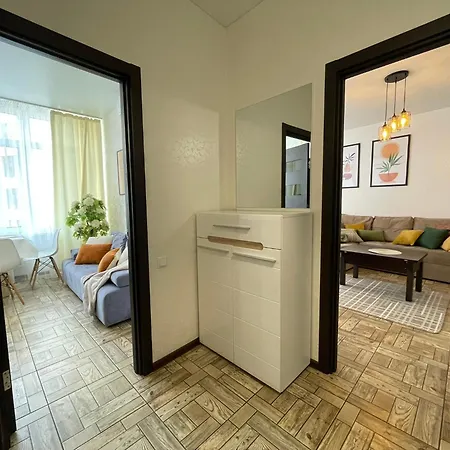 просторная удобная у моря в аркадии на 6 человек! * Odessa