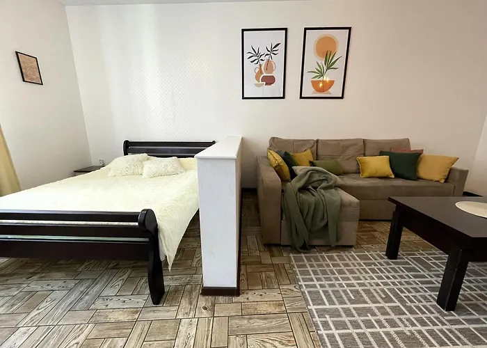 просторная удобная у моря в аркадии на 6 человек! Apartment