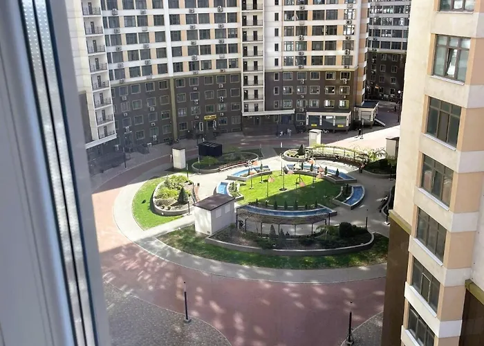 просторная удобная у моря в аркадии на 6 человек! Apartment Odesa